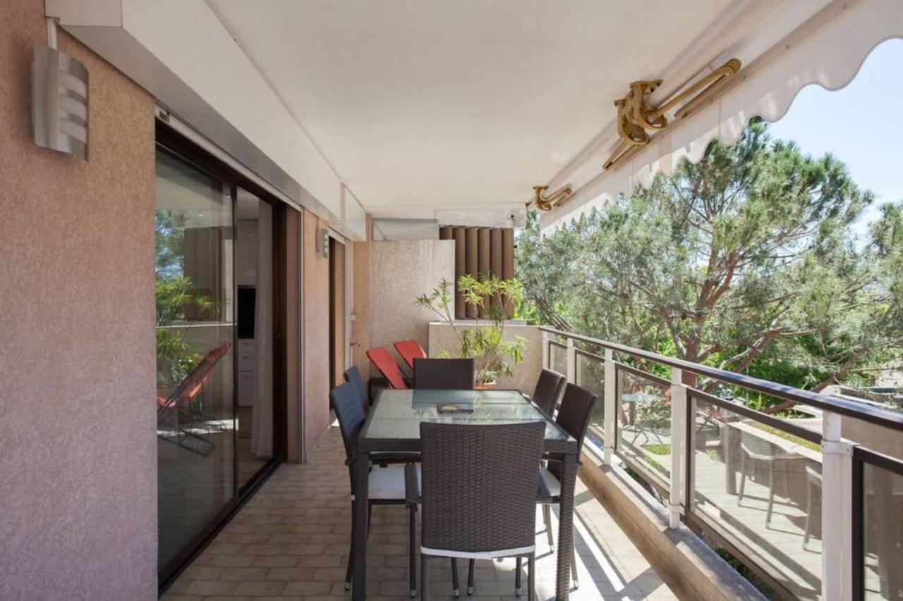 2-Bedroom 2 Min From The Beaches With A Terrace Cannes Extérieur photo
